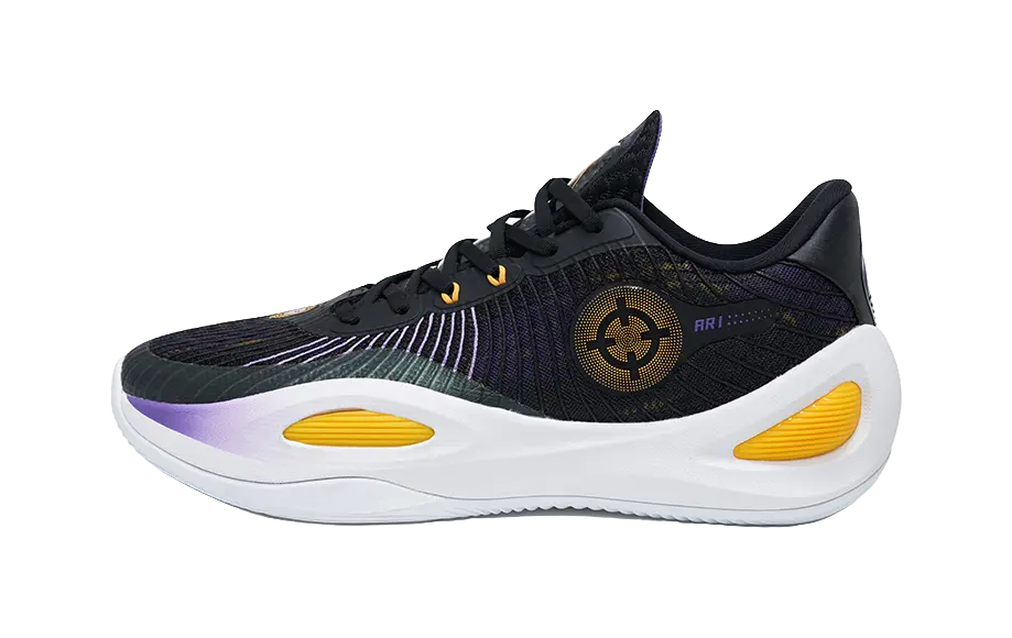 AR1 Showtime Basketball Shoes
