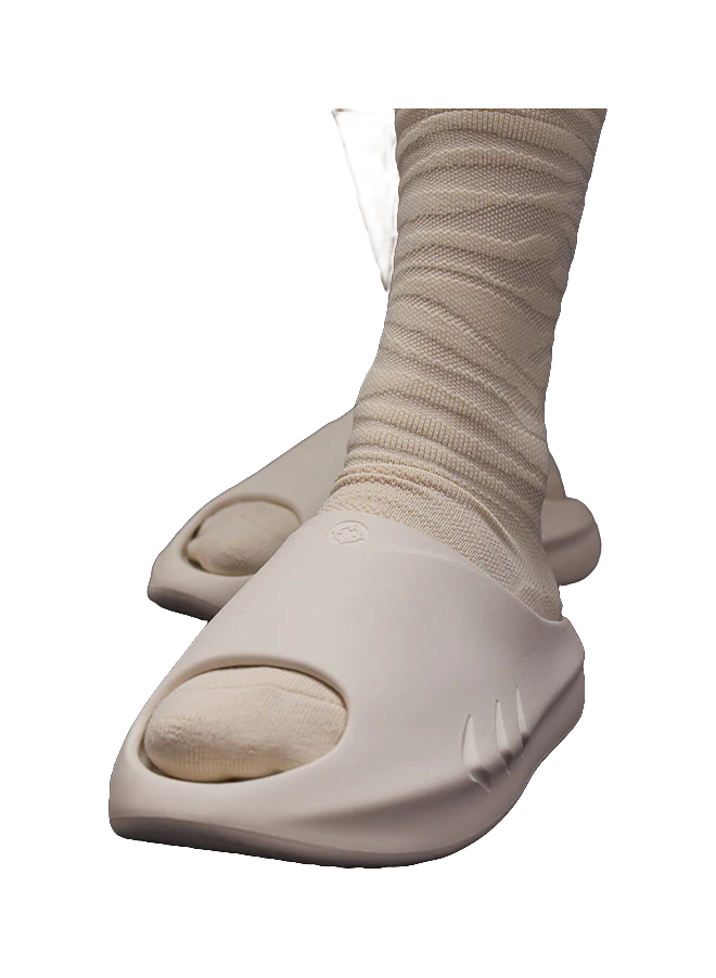 Mini Shark Slide White - Image 5